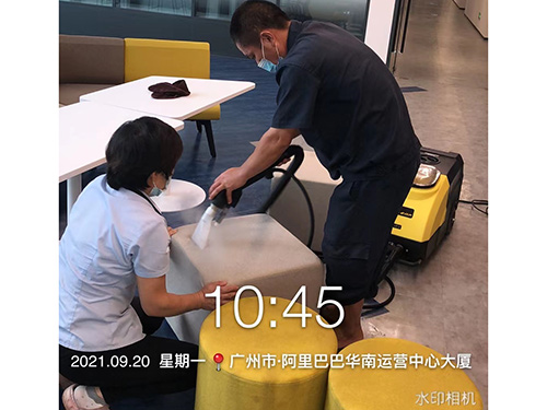 布藝沙發清洗